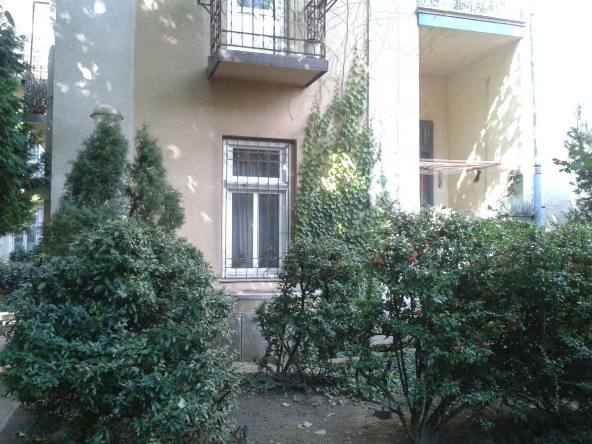 Lily Apartman Budapest Exterior foto
